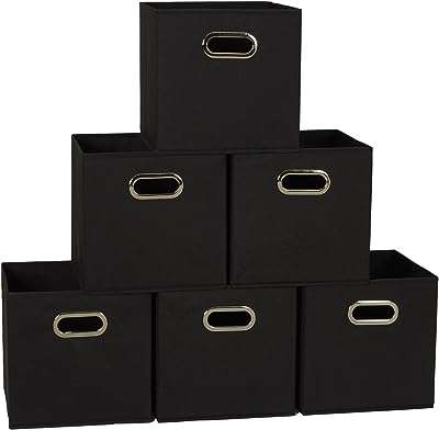 Bacs de rangement pliables en tissu house hold essentials 80 1 |. Rejoignez DIAYTAR COTE D'IVOIRE, votre boutique en ligne pour des articles discount de qualité. Des essentiels de la maison aux dernières tendances en matière de mode et de gadgets high-tech, nous proposons une sélection variée à des prix compétitifs. Faites des bonnes affaires dès maintenant et profitez d'un shopping en ligne facile et pratique.