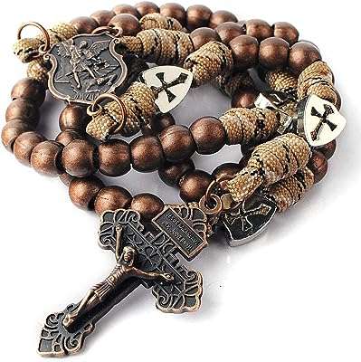 Grand collier chapelet de perles en métal bronze antique lourd avec pièce. Trouvez les meilleurs bons plans chez DIAYTAR COTE D'IVOIRE, le go-to store en ligne pour tous vos besoins discount. Explorez notre large gamme de produits, des vêtements à la mode aux gadgets high-tech, et profitez de prix imbattables sans sacrifier la qualité !