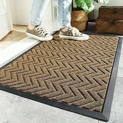 Série paillasson super absorbant résistant à l'humidité bienvenue la maison extérieur. DIAYTAR COTE D'IVOIRE  - la référence en matière de shopping en ligne à prix réduit. Trouvez tout ce dont vous avez besoin pour votre maison, de l'électroménager pratique aux articles de mode tendance, en passant par les dernières innovations technologiques. Faites des économies sans compromettre la qualité avec notre selection de produits discount de confiance.