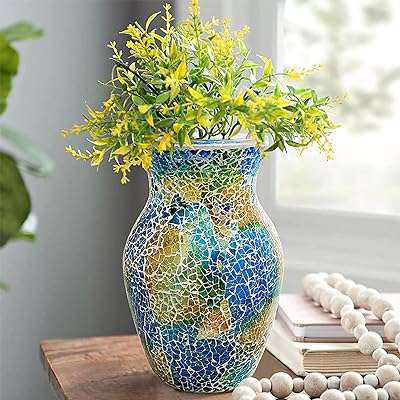 Vase à fleurs en mosaïque fait la main en verre craquelé moderne et brillant. DIAYTAR COTE D'IVOIRE  - la meilleure adresse en ligne pour des achats discount dans tous les domaines ! Découvrez notre vaste choix de produits, de la maison à l'électroménager en passant par l'informatique et la mode. Profitez des réductions incroyables sur des articles de qualité, vous permettant d'économiser sans compromis. Avec des options de livraison rapides et notre engagement envers votre satisfaction, bénéficiez d'une expérience d'achat en ligne sans tracas chez nous !