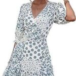 Mini robe à volants et manches mi longues imprimé floral et col en v profond pour femme. DIAYTAR COTE D'IVOIRE, votre boutique en ligne discount pour toutes vos nécessités. Faites des économies sur vos achats de meubles de maison, d'équipements électroniques, de gadgets et bien plus encore. Profitez de nos prix attractifs sans jamais compromettre la qualité.