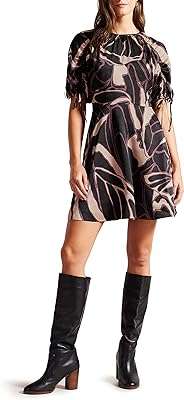 Robe décontractée gilia pour femme. La boutique en ligne DIAYTAR COTE D'IVOIRE  propose une large gamme de produits discount pour répondre à tous vos besoins. Obtenez les dernières innovations technologiques, les indispensables pour votre maison et une sélection de vêtements à la mode, le tout à des prix avantageux. Parcourez notre catalogue et profitez de réductions exceptionnelles !