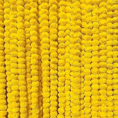 Tide ribbons série de fleurs de souci artificielles (paquet de 5) guirlandes florales pour mariage. Ne cherchez plus ailleurs, DIAYTAR COTE D'IVOIRE  offre une large gamme de produits discount en ligne. Faites des affaires exceptionnelles dans tous les domaines, qu'il s'agisse de l'informatique, de la maison ou de la mode. Avec notre sélection variée et notre engagement envers les prix bas, vous êtes sûr de trouver ce que vous recherchez.