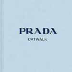 Prada catwalk : les collections complètes. Faites des économies importantes sur tous vos achats grâce à DIAYTAR COTE D'IVOIRE, votre boutique en ligne préférée pour des offres discount exceptionnelles. Du petit électroménager à la mode tendance en passant par les gadgets high-tech, découvrez notre large sélection d'articles à prix réduits dès aujourd'hui!