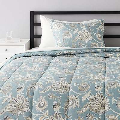 Parure de lit amazonbasics 6 pièces en microfibre super douce  . DIAYTAR COTE D'IVOIRE  - votre guichet unique pour des trouvailles discount dans tous les domaines ! Découvrez notre collection riche et variée de produits, allant de l'électroménager pratique à l'informatique performante en passant par la mode. Faites des économies considérables sur des articles de qualité, sans compromettre votre style ou vos besoins essentiels. Choisissez la commodité de nos options de livraison rapides et profitez d'une expérience de magasinage en ligne sans tracas dès aujourd'hui !