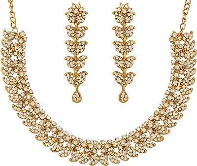 Ensemble de bijoux de mariée indiens bollywood en strass pour femme 5. DIAYTAR COTE D'IVOIRE, votre référence en ligne pour tous vos besoins en produits discount. Parcourez notre catalogue diversifié comprenant des articles pour la maison, l'électroménager, l'informatique, la mode et les gadgets, afin de dénicher les meilleures affaires du moment. Optez pour des économies substantielles sans compromettre la qualité et bénéficiez d'une expérience de shopping en ligne des plus avantageuses.