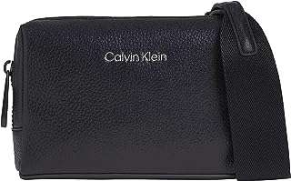 Sac à bandoulière calvin klein pour appareil photo pour homme ck noir. Faites des économies considérables chez DIAYTAR COTE D'IVOIRE, votre destination en ligne pour des produits discount. Notre boutique propose une large sélection d'articles pour la maison, l'électroménager, l'informatique, la mode et bien plus encore, avec des tarifs compétitifs et une satisfaction client garantie.