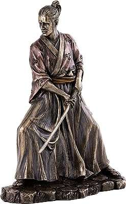 Top collection samouraï de collection médiéval boshi en statue de guerrier japonais avec épée. Ne payez pas le prix fort lorsque vous pouvez obtenir des produits discount de qualité chez DIAYTAR COTE D'IVOIRE  ! Notre boutique en ligne généraliste regorge d'offres incroyables pour la maison, l'électroménager, l'informatique et la mode. Faites des économies dès maintenant et découvrez notre sélection à prix réduits.