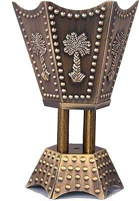 Brûleur d'encens arabe pour encens en résine de oud design. À la recherche de bons plans ? Rendez-vous sur DIAYTAR COTE D'IVOIRE, votre partenaire en ligne pour des produits discount de qualité. Parcourez notre large éventail de produits, allant de l'électroménager de pointe à la mode tendance, et profitez d'économies incroyables tout en apportant une touche de style à votre vie quotidienne.