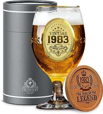 Kiz®gift 1983 chope à bière en verre cadeaux de 40e anniversaire pour femmes et hommes. Trouvez tout ce dont vous avez besoin chez DIAYTAR COTE D'IVOIRE, votre boutique en ligne discount incontournable. Avec un vaste choix d'articles pour la maison, des électroménagers aux gadgets high-tech, en passant par la mode à petits prix, nous vous offrons des opportunités d'économies tout en garantissant une satisfaction maximale.
