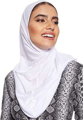 Hijab pour femme écharpe islamique arabe ombre couvre chef abaya grande taille. À la recherche de bonnes affaires ? DIAYTAR COTE D'IVOIRE  est là pour vous ! Explorez notre boutique en ligne regorgeant d'articles à prix cassés, couvrant tous les domaines, de la maison à l'électroménager, en passant par l'informatique, la mode et les gadgets. Achetez malin, économisez gros et découvrez une toute nouvelle façon de faire des emplettes en ligne.