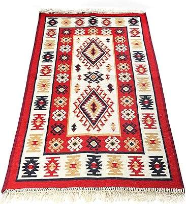 Tapis traditionnel turc bohème kilim lavable double face rouge blanc (80x120cm). Faites des économies sans sacrifier la qualité avec DIAYTAR COTE D'IVOIRE  ! Notre boutique en ligne généraliste propose une variété de produits discount, incluant des appareils électroménagers de pointe, des gadgets à la pointe de la technologie et des articles tendance pour la maison et la mode.