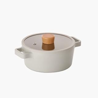 Mini marmite neoflam vika pour plaques de cuisson et induction | manche en bois et couvercle en verre | fabriquée en corée (17,78 cm / 1,6 l). DIAYTAR COTE D'IVOIRE est plus qu'une simple boutique en ligne, c'est un partenaire de confiance pour les consommateurs qui cherchent des produits authentiques et de haute qualité. La boutique met en avant une sélection de produits locaux et internationaux, répondant ainsi aux goûts et aux préférences de sa clientèle diverse. Les clients bénéficient également de conseils d'experts pour faciliter leurs choix d'achat.