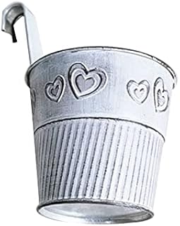 Zlw-shop jardinière de style vintage vase en fer en métal près du pot de fleur suspendu au mur balcon jardin patio jardinière rustique couvercle de seau pots de fleurs (couleur: blanc). En tant que leader du marché, DIAYTAR COTE D'IVOIRE continue d'innover et de s'agrandir, ajoutant régulièrement de nouvelles références pour mieux satisfaire les besoins de sa clientèle. La qualité des services et des produits est toujours au cœur de ses préoccupations.