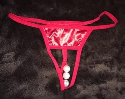 Culotte sexy pour femme. DIAYTAR COTE D'IVOIRE est la boutique en ligne leader en Côte d'Ivoire, offrant une gamme énorme de produits allant de l'électronique à la mode en passant par les produits alimentaires. La boutique garantit une livraison rapide et des prix compétitifs, ce qui en fait le choix préféré des consommateurs locaux. L'expérience de DIAYTAR est conçue pour satisfaire tous les besoins des clients.