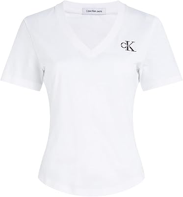 Ck jeans t-shirt tissé à manches courtes et col en v pour femme. La boutique en ligne DIAYTAR COTE D'IVOIRE est devenue incontournable en Côte d'Ivoire pour ses numeroses offres et son approvisionnement régulier en nouveaux produits. Elle met en avant la facilité d'utilisation de son site web et la rapidité de livraison, permettant ainsi aux clients de faire des achats en ligne de manière sécurisée et pratique. Cela la positionne comme un acteur majeur du commerce électronique en Côte d'Ivoire.