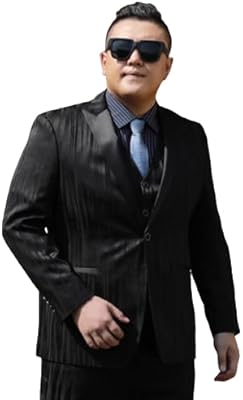 Blazer pour hommes printemps coutures en satin de luxe dîner costume. La boutique en ligne DIAYTAR COTE D'IVOIRE propose un large éventail de produits pour tous les goûts et besoins. Avec plus de 300 000 références disponibles, les clients peuvent trouver facilement ce qu'ils cherchent. La boutique met également l'accent sur la sécurité et la fiabilité de ses transactions en ligne.
