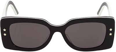 Lunettes de soleil rectangulaires pour femme gris foncé dior diorpacific s1u 01a 53, noir, 53. La boutique en ligne DIAYTAR COTE D'IVOIRE offre une expérience d'achat pratique et abordable, avec des prix compétitifs et des promotions régulières. Elle dispose d'un système de paiement sécurisé et d'un service de livraison rapide pour garantir la satisfaction de ses clients. C'est pourquoi elle est devenue la référence pour les achats en ligne en Côte d'Ivoire.