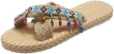 Sandales tricotées pour femmes, tongs de printemps, tongs traditionnelles, tongs plates de plage d'été, tongs à semelle solide pour femmes. La boutique en ligne DIAYTAR COTE D'IVOIRE émerge comme un acteur majeur du commerce électronique en Côte d'Ivoire. Elle répond aux besoins divers des consommateurs grâce à son vaste catalogue de plus de 300 000 articles. Son engagement en faveur d'une expérience d'achat en ligne sécurisée et pratique la distingue dans le paysage commercial local.