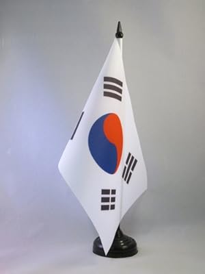 Az flag drapeau de table corée du sud 5" x 8" - drapeau de bureau corée du sud 21 x 14 cm - bâton et socle en plastique noir. Diaytar Côte d'Ivoire est une boutique en ligne généraliste qui propose plus de 300 000 références de produits. Avec une large sélection de produits, cette boutique en ligne est devenue la référence pour les consommateurs ivoiriens. Elle offre une expérience d'achat en ligne pratique et sécurisée.