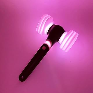 Bâton lumineux original ebro k-pop bb ver2 avec bluetooth, lampe coréenne pour concerts et concerts (light stick v3). En tant que généraliste, DIAYTAR COTE D'IVOIRE permet aux Ivoiriens d'accéder à une multitude de produits issus de différentes catégories. De la nutrition à l'électronique, en passant par les vêtements et les accessoires, cette boutique en ligne est une véritable destination pour tous les besoins. Avec une équipe dédiée à la satisfaction du client, DIAYTAR COTE D'IVOIRE se donne les moyens de répondre aux attentes les plus élevées de sa clientèle.