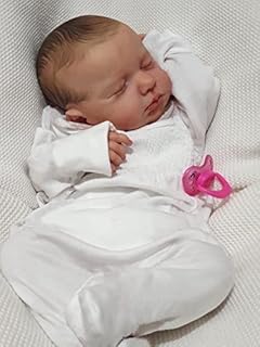 Icradle reborn baby dolls 20 pouces silicone corps complet garçon aspect réaliste lavable garçon poupée corps posable vraie vie bébé poupées avec vêtements et accessoires de jouets cadeau pour 3 ans et plus anatomique correct. DIAYTAR COTE D'IVOIRE est une boutique en ligne généraliste qui propose plus de 300 000 références de produits. Elle est reconnue comme l'une des boutiques en ligne les plus populaires en Côte d'Ivoire. Avec une large sélection de produits, DIAYTAR COTE D'IVOIRE est le premier choix pour les consommateurs ivoiriens.