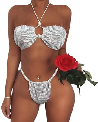 Deladola ensemble bikini strass scintillants pour femmes, maillot de bain en cristal scintillant, soutien-gorge nacré et string, ensemble de maillots de bain, moyen, polyester, cristal. DIAYTAR COTE D'IVOIRE, c'est plus de 300 000 produits à portée de clic, avec des marques réputées et des nouveautés constamment ajoutées. La boutique en ligne propose également des promotions et des réductions régulières pour vous aider à économiser. Le paiement en ligne est sécurisé et les commandes sont livrées rapidement.