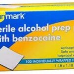 Tampons de préparation d'alcool stériles sunmark, avec benzocaïne - 100 tampons, paquet