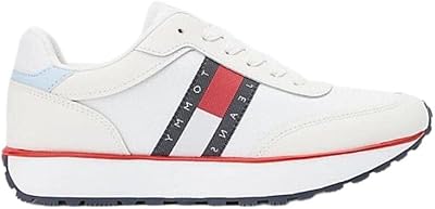 Sneakers runner retrorun pour femmes. DIAYTAR COTE D'IVOIRE est la première boutique en ligne en Côte d'Ivoire, offrant une vaste sélection de produits allant des électroniques aux vêtements en passant par les articles pour la maison. Avec une équipe dédiée à la satisfaction client, DIAYTAR COTE D'IVOIRE assure des livraisons rapides et des services après-vente de qualité. Les clients bénéficient ainsi d'une expérience d'achat sécurisée et fiable.