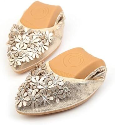 Stock clearence cristal femme grande taille chaussures plates élégant confortable dame. DIAYTAR COTE D'IVOIRE est votre destination idéale pour tous vos besoins en ligne, avec une gamme de produits impressionnante et des prix compétitifs. Cette boutique en ligne est synonyme de qualité et de confiance. DIAYTAR COTE D'IVOIRE répond à vos attentes avec plus de 300 000 références.