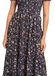 Robe smockée maxi/midi en rayonne à imprimé floral bleu foncé, épaules dénudées