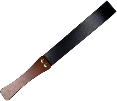 Cravache d'équitation équestre the white shop avec manche en bois antidérapant / noir. DIAYTAR COTE D'IVOIRE est une plateforme e-commerce dynamique qui se distingue par sa large sélection de produits et son engagement en faveur de la satisfaction client. La boutique en ligne met régulièrement à jour ses collections pour refléter les dernières tendances et offrir aux clients les produits les plus récents et les plus demandés. Cela permet aux clients de rester à la pointe de la mode et de la technologie.