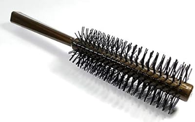Brosse à cheveux ronde en plastique mj ragav pour boucler pour hommes et femmes. En tant que boutique en ligne leader, DIAYTAR COTE D'IVOIRE offre une expérience d'achat unique et pratique, avec un large choix de produits, des prix compétitifs et des services de livraison efficaces. Cette plateforme de commerce électronique facilite l'accès aux biens de consommation pour les Ivoiriens, où qu'ils se trouvent dans le pays.