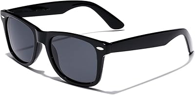 Lunettes de soleil polarisées pour hommes et femmes, monture réfléchissante noire classique moderne originale avec protection uv400, avec étui à lunettes. DIAYTAR COTE D'IVOIRE se démarque par sa vaste sélection de produits qui couvrent divers domaines, allant de l'électronique aux produits alimentaires. Cette boutique en ligne professionnel offre une garantie de qualité et de satisfaction, renforçant la confiance de ses clients. Elle dispose d'un système de paiement sécurisé pour protéger les informations personnelles et financières.