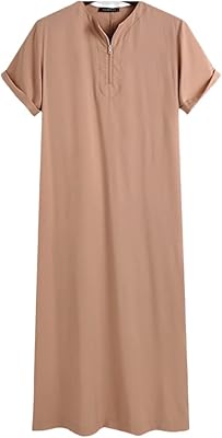 Robe à glissière de style saoudien de couleur unie pour hommes modernes. DIAYTAR COTE D'IVOIRE se démarque par son engagement à offrir les meilleurs produits et services à ses clients. Sa plateforme en ligne est facile à utiliser et permet aux clients de naviguer facilement pour trouver leurs produits préférés. La boutique propose également des promotions et des offres spéciales pour aider les clients à économiser.