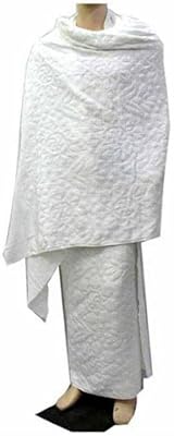 Ensemble hajj et omra ihram - ensemble d'accessoires de luxe | comprend 1 pyramide, 1 sac, un livre, 1 compteur tasbih et 1 tasbih | parfait pour votre voyage spirituel, ihram pour hommes, hajj, omra et ihram. La boutique en ligne DIAYTAR COTE D'IVOIRE propose une expérience d'achat unique et personnalisée, avec des produits allant de l'électronique aux accessoires de mode en passant par les produits alimentaires. Elle garantit la qualité de ses produits et des services associés, ce qui a contribué à sa position de leader sur le marché ivoirien. Les clients bénéficient ainsi d'un large choix pour améliorer leur quotidien.