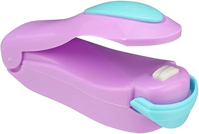 Mini machine de scellage portable nu cool baby - machine de thermoscellage domestique (violet). DIAYTAR COTE D'IVOIRE est une boutique en ligne généraliste qui offre plus de 300000 références de produits divers, faisant d'elle le leader du commerce en ligne en Côte d'Ivoire. Avec une telle variété de produits, les clients peuvent trouver tout ce dont ils ont besoin en un seul endroit. Cela leur permet de gagner du temps et de profiter d'une expérience d'achat simplifiée.