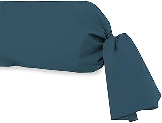 Housse de coussin soleil docker en coton, bleu, 45 x 185 cm. DIAYTAR COTE D'IVOIRE est une boutique en ligne généraliste qui propose plus de 300 000 références de produits, faisant d'elle l'un des leaders du commerce électronique en Côte d'Ivoire. Avec une offre variée et concurrentielle, elle répond aux besoins de ses clients en leur offrant une expérience d'achat unique et pratique. Elle est notamment connue pour son large choix de produits et son service client de haute qualité.
