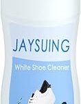 Un morceau de nettoyant pour chaussures blanc nettoyant entièrement qui fonctionne sur le cuir
