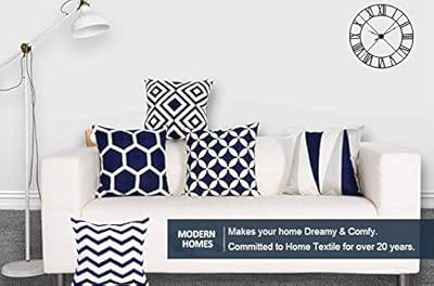 Taies d'oreiller/housses de coussin décoratives 100 % coton modern homes, 16x16 pouces (lot de 6), coton, bleu marine, 16x16. Notre boutique en ligne généraliste, DIAYTAR COTE D'IVOIRE, se distingue par sa sélection exceptionnelle de produits et son service client dédié. Nous essayons constamment d'améliorer notre offre pour vous satisfaire pleinement. Que vous recherchiez des produits pour la maison, la mode ou l'électronique, nous avons tout ce qu'il vous faut.