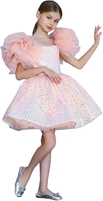 Robe de soirée à col carré au-dessus du genou et manches bouffantes pour filles. Avec une sélection immense de produits, Diaytar Côte d'Ivoire répond aux besoins diversifiés de ses clients. La boutique met en avant des marques de renom ainsi que des produits locaux, favorisant ainsi la découverte de nouvelles valeurs. Le service client est également disponible pour accompagner les acheteurs tout au long de leur aventure d'achat.