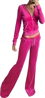Ensemble de survêtement deux pièces en velours pour femme, imprimé cœur, manches longues, fermeture éclair, veste courte et pantalon y2k. La boutique en ligne DIAYTAR COTE D'IVOIRE est dédiée à offrir aux consommateurs ivoiriens une expérience d'achat en ligne unique et agréable. Avec plus de 300000 références de produits, les clients peuvent trouver tout ce dont ils ont besoin, des produits alimentaires aux accessoires, en passant par les électroménagers et les vêtements. DIAYTAR COTE D'IVOIRE est la destination idéale pour les achats en ligne en Cote d'Ivoire.