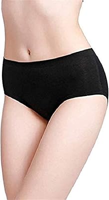 Culotte femme sans couture en soie glacée noir (tailles m. DIAYTAR COTE D'IVOIRE est une boutique en ligne généraliste qui propose plus de 300000 références de produits, faisant d'elle l'un des leaders du marché ivoirien. La boutique offre une large gamme de produits pour répondre aux besoins de ses clients. Elle est réputée pour sa qualité de service et sa rapidité de livraison.