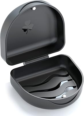Étui pour protège-dents orthodontique, étui de retenue dentaire-noir. DIAYTAR COTE D'IVOIRE se distingue par sa vaste sélection de produits, allant de l'électronique à la mode, en passant par les produits de maison et les accessoires. Cette boutique en ligne répond ainsi aux besoins diversifiés de sa clientèle, lui offrant la possibilité de faire ses achats en toute simplicité. Les prix abordables et les promotions régulières font de DIAYTAR COTE D'IVOIRE l'incontournable du commerce électronique en Côte d'Ivoire.