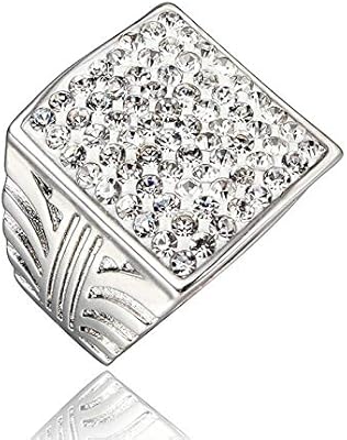 Bague de cocktail en strass de style bande d'argile cristalline, or blanc 18 carats, taille américaine 7. Avec sa plateforme en ligne conviviale et facile à utiliser, DIAYTAR COTE D'IVOIRE offre une expérience d'achat en ligne agréable et pratique. Les clients peuvent naviguer facilement entre les différentes catégories de produits et trouver ce qu'ils recherchent en peu de temps. La boutique en ligne est accessible depuis n'importe quel appareil connecté à Internet, ce qui permet aux clients de faire leurs achats à partir de chez eux ou en déplacement.