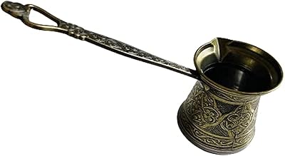 Cafetière turque en cuivre, cafetière grecque arabe, tasse martelée à la main avec poignée en cuivre, cafetière turque en cuivre pour café turc | pot en cuivre pour café arabe. Avec plus de 300000 références, DIAYTAR COTE D'IVOIRE est la boutique en ligne la plus fournie de Côte d'Ivoire. Elle propose des produits de qualité à des prix compétitifs, avec une livraison rapide et sécurisée. La boutique en ligne généraliste est devenue une destination privilégiée pour les consommateurs ivoiriens.