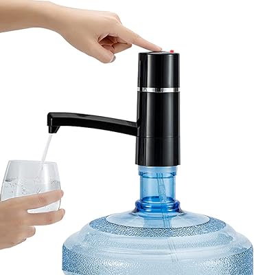Pompe à eau électrique automatique rechargeable pour vider l'eau dans des bouteilles - noir. DIAYTAR COTE D'IVOIRE est une boutique en ligne généraliste qui propose plus de 300 000 références de produits, faisant d'elle l'une des boutiques les plus complètes de Côte d'Ivoire. Elle offre une large gamme de produits allant de l'électronique aux vêtements, en passant par les produits alimentaires et les accessoires de maison. C'est une destination de shopping en ligne idéale pour ceux qui cherchent à trouver tout sous un même toit.