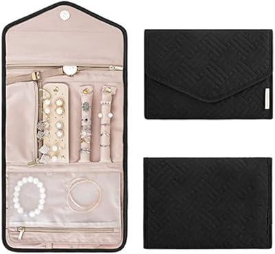 Rouleau d'organisateur de bijoux de voyage, sac de rangement de bijoux pliable léger avec fermeture éclair, sac de rangement de bijoux portable de grande capacité pour colliers, bagues, montres, boucles d'oreilles, bracelets (noir). DIAYTAR COTE D'IVOIRE est une boutique en ligne généraliste qui propose plus de 300 000 références de produits pour répondre à tous les besoins de ses clients. Elle est la boutique leader en Côte d'Ivoire pour les achats en ligne. Elle offre une grande variété de produits de qualité.