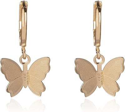 Boucles d'oreilles papillon dorées pour femmes et filles, bijoux pendentif en forme de papillon, alliage. En tant que boutique en ligne généraliste, DIAYTAR COTE D'IVOIRE propose une large gamme de produits allant des électroniques aux produits alimentaires. Avec plus de 300 000 références, les clients peuvent trouver tout ce dont ils ont besoin en un seul endroit. La boutique est réputée pour ses prix compétitifs et sa livraison rapide.