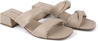 Chaussures plates en cuir véritable. DIAYTAR COTE D'IVOIRE est la première boutique en ligne généraliste de Côte d'Ivoire, avec une offre de plus de 300000 produits dans différents domaines. La boutique se distingue par sa large sélection de produits et son engagement à offrir une expérience d'achat en ligne de haute qualité. Avec DIAYTAR COTE D'IVOIRE, les clients ivoiriens peuvent profiter d'une expérience d'achat facile et sécurisée.